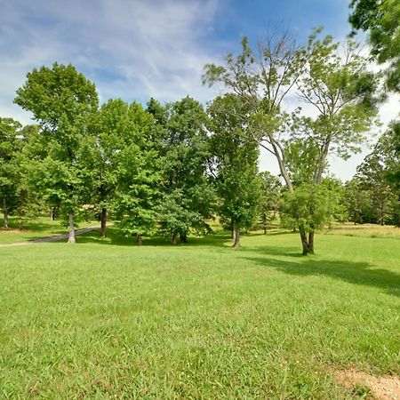 Serene Mcewen Cottage About 2 Mi To Golf Course! 외부 사진