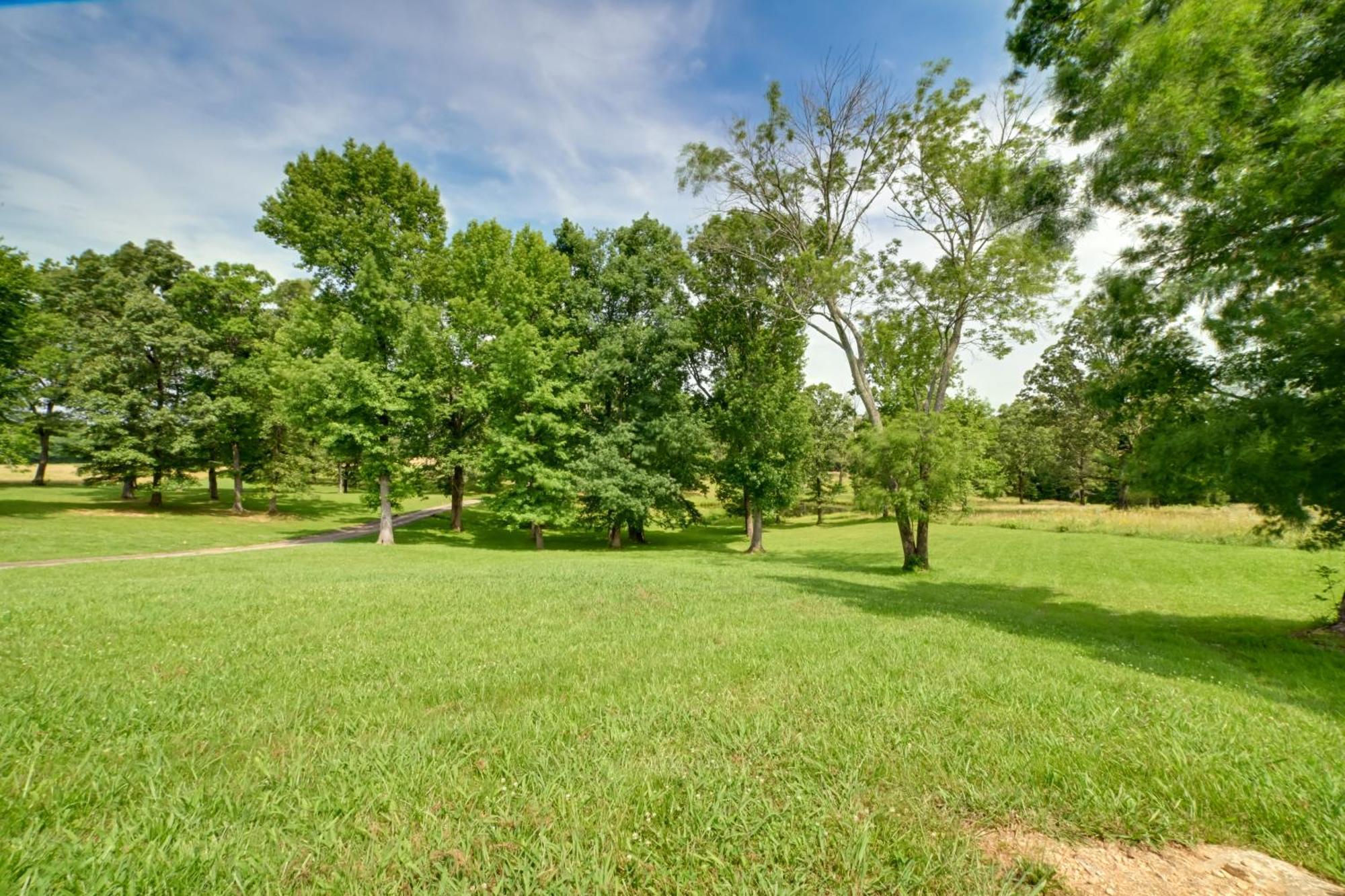 Serene Mcewen Cottage About 2 Mi To Golf Course! 외부 사진