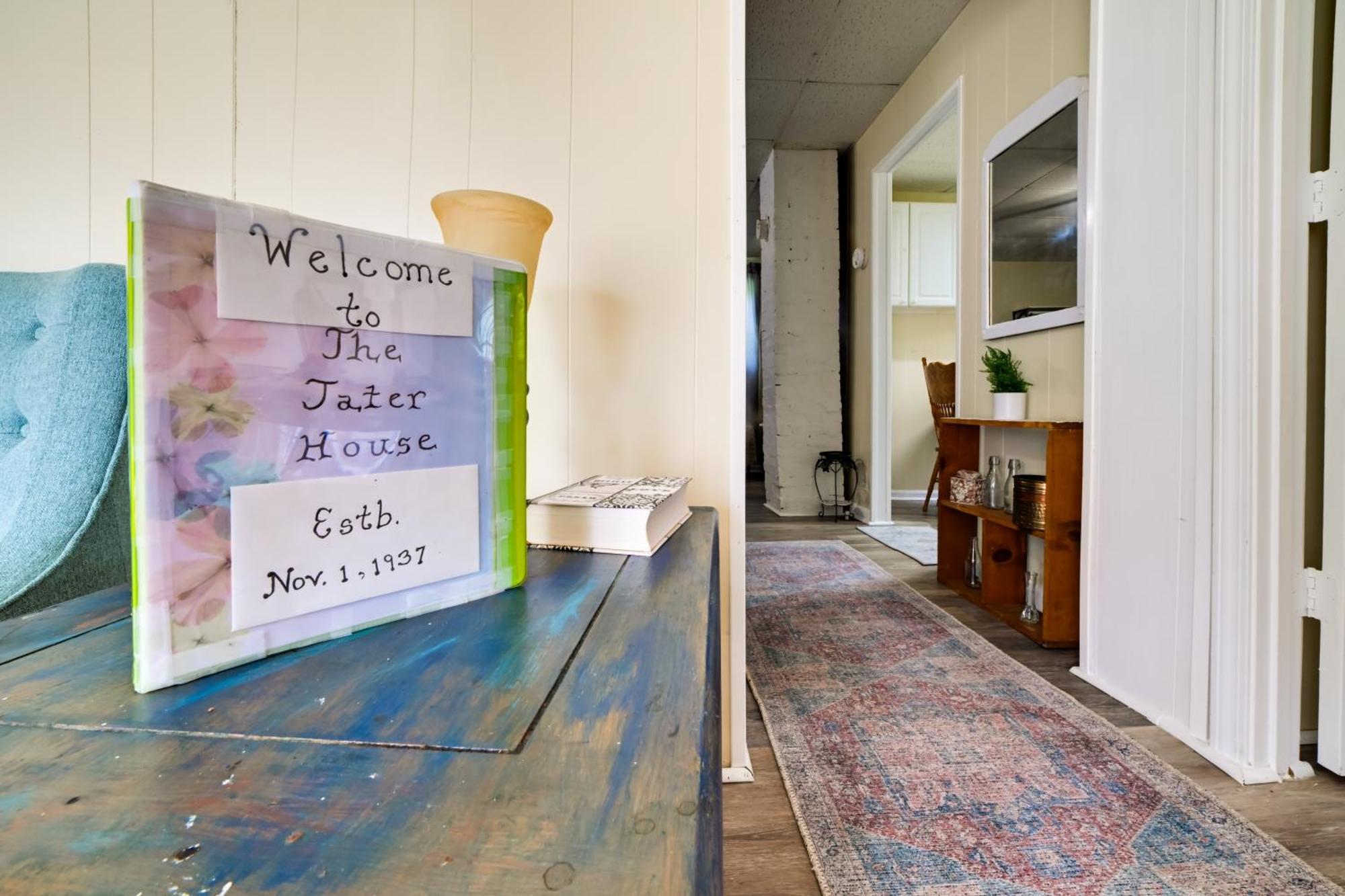 Serene Mcewen Cottage About 2 Mi To Golf Course! 외부 사진
